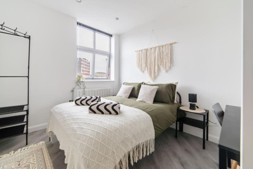 Bohemian Chic Hideaway Apartment Leicester Bagian luar foto